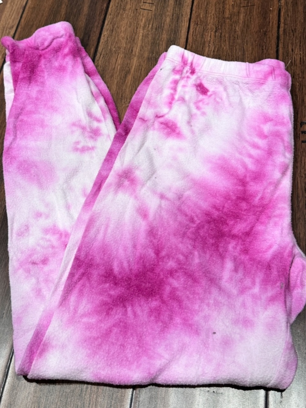 Wildfox Pink Tie-Dye ‘Love Potion Knox’
Jogger Sweatpants